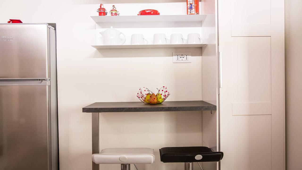 Rental In Rome Trastevere White Exterior photo