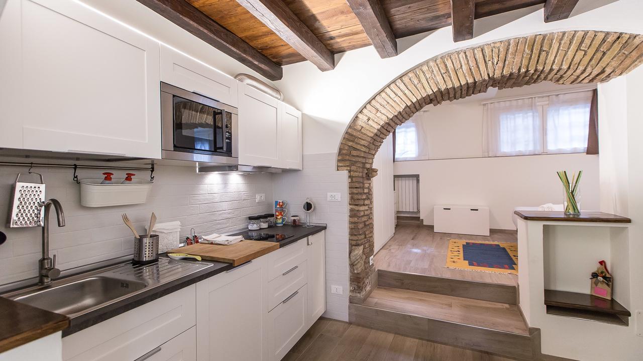 Rental In Rome Trastevere White Exterior photo