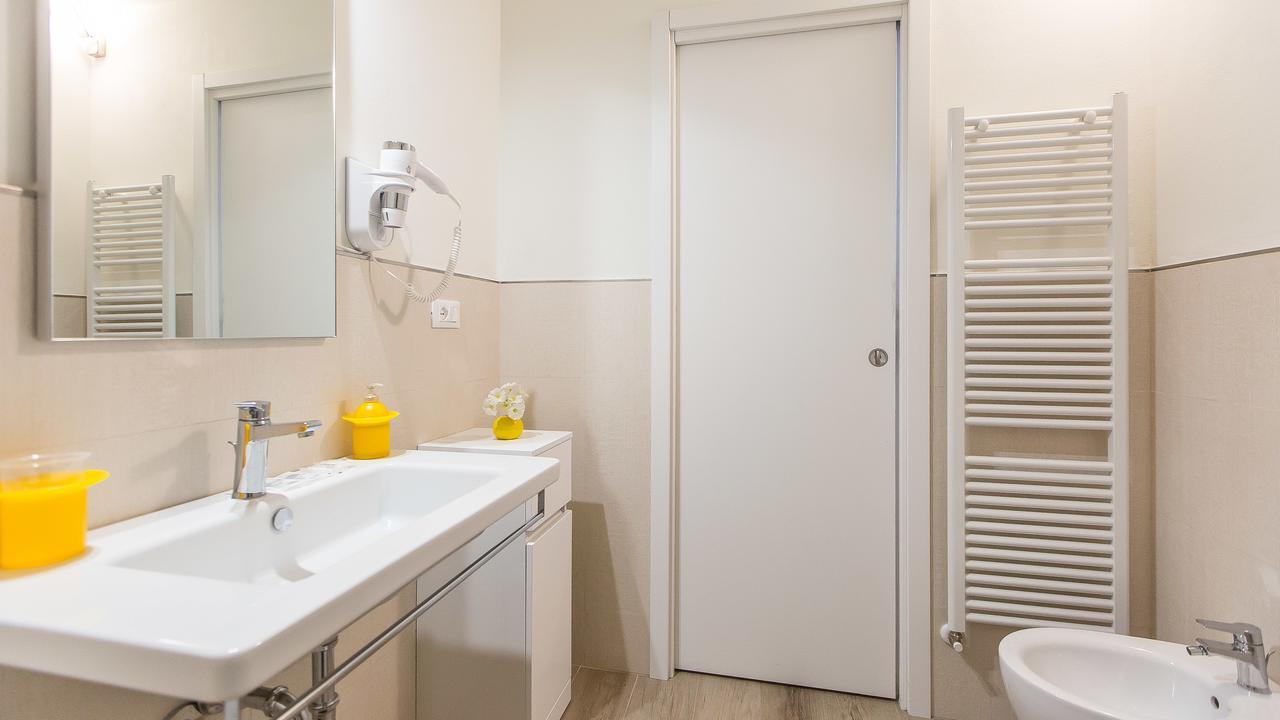 Rental In Rome Trastevere White Exterior photo